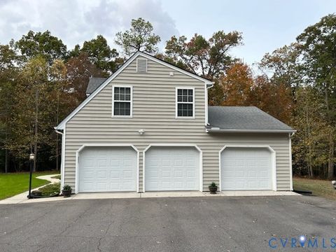 Photo of 7026 Tall Cedar Lane, Mechanicsville, VA 23111 (MLS # 2530337)
