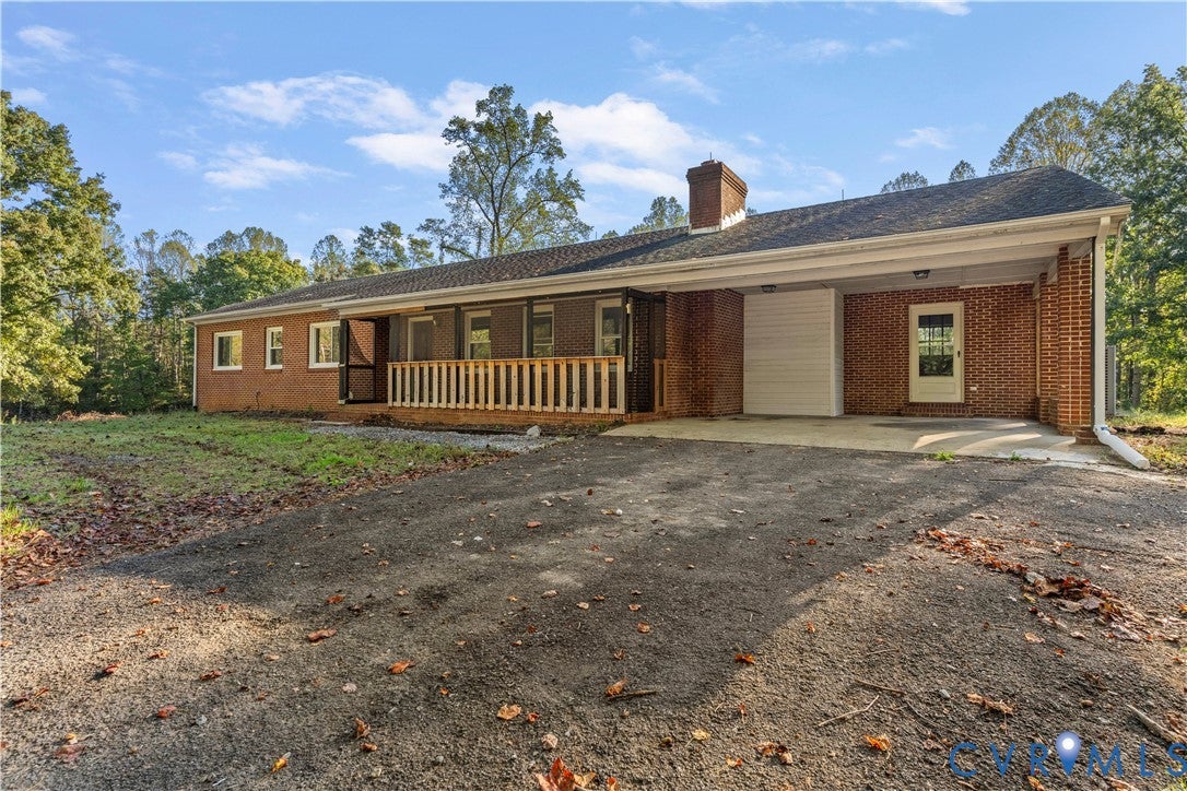 2305 Country Lane