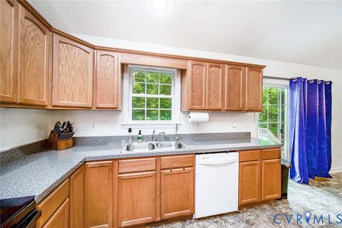 Tiny photo for 17319 Doggetts Fork Road, Ruther Glen, VA 22546 (MLS # 2613654)