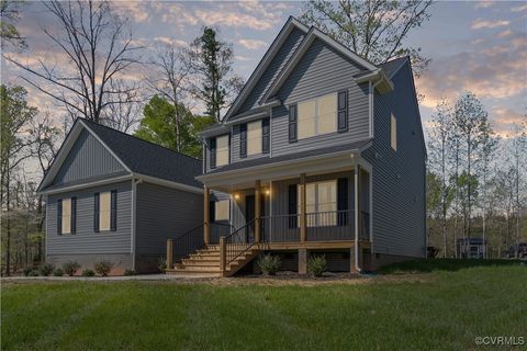 159 Summer Lane Louisa VA 23093
