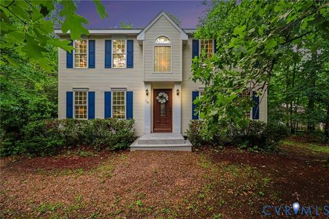 Photo of 18 Seminole Trl TRL, Palmyra, VA 22963 (MLS # 2613964)