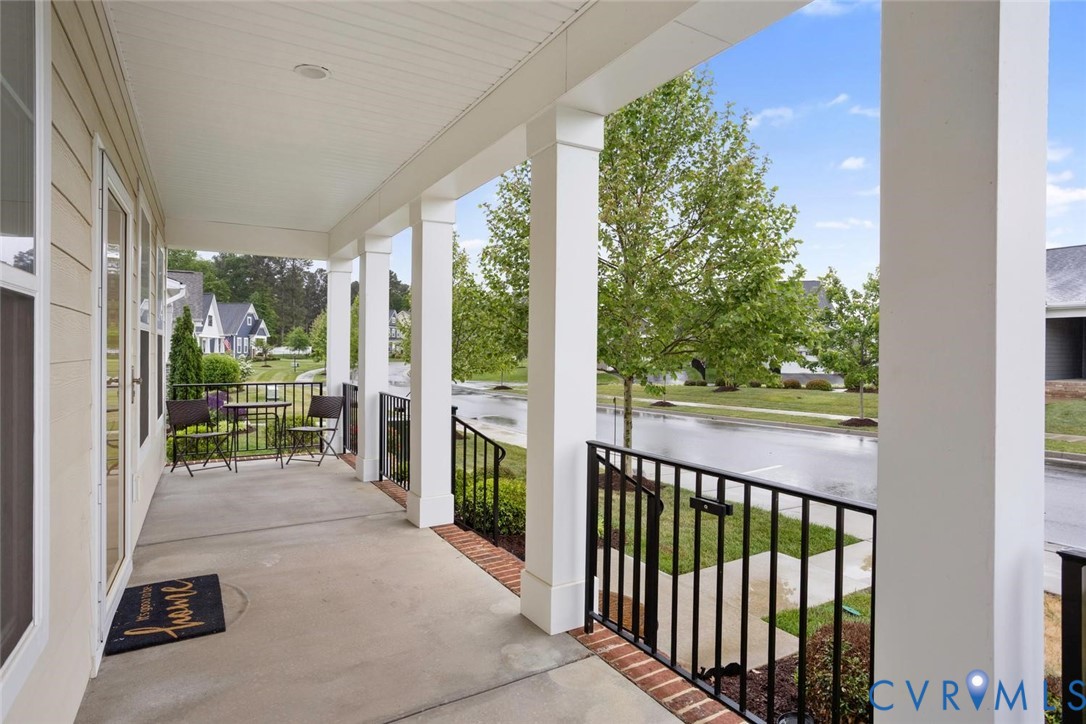 212 Lauradell Road