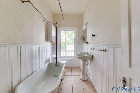 Tiny photo for 410 N 23rd Street, Richmond, VA 23223 (MLS # 2614409)