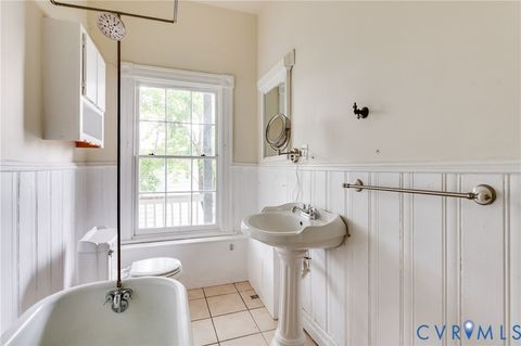 Tiny photo for 410 N 23rd Street, Richmond, VA 23223 (MLS # 2614409)