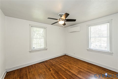 Tiny photo for 1208 New York Avenue, Henrico, VA 23060 (MLS # 2625258)