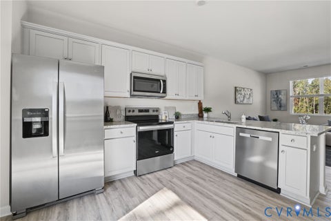 Tiny photo for 9556 Fuchsia Drive, Richmond, VA 23237 (MLS # 2627135)