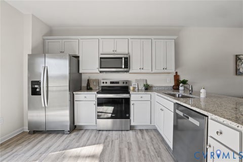 Tiny photo for 9556 Fuchsia Drive, Richmond, VA 23237 (MLS # 2627135)