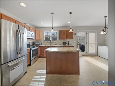 Tiny photo for 7306 Statesman Boulevard, Bowling Green, VA 22546 (MLS # 2529407)