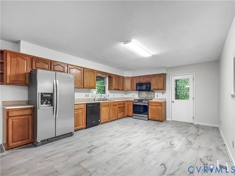 Tiny photo for 1024 Green Hill Road, South Hill, VA 23970 (MLS # 2608999)