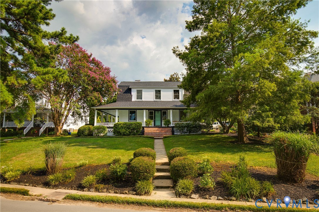 2402 Riverside Drive