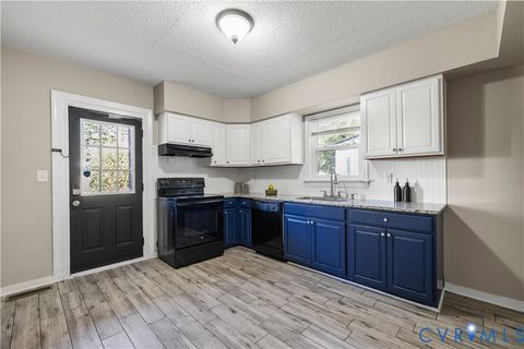 Tiny photo for 618 E Gladstone Avenue, Richmond, VA 23222 (MLS # 2528908)