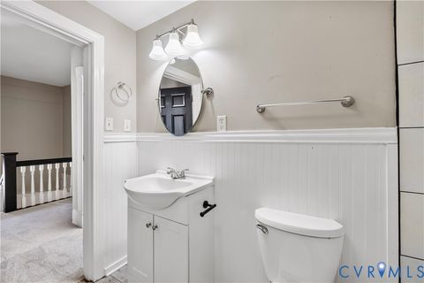Tiny photo for 618 E Gladstone Avenue, Richmond, VA 23222 (MLS # 2528908)