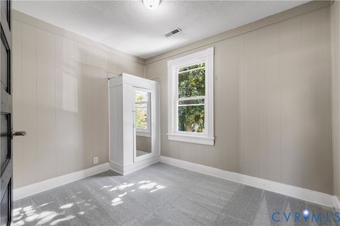 Tiny photo for 618 E Gladstone Avenue, Richmond, VA 23222 (MLS # 2528908)
