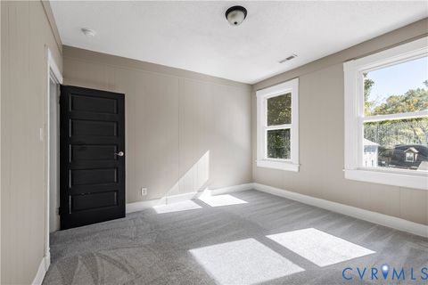 Tiny photo for 618 E Gladstone Avenue, Richmond, VA 23222 (MLS # 2528908)