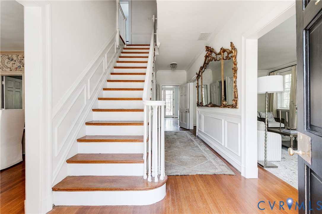 8 Willway Avenue