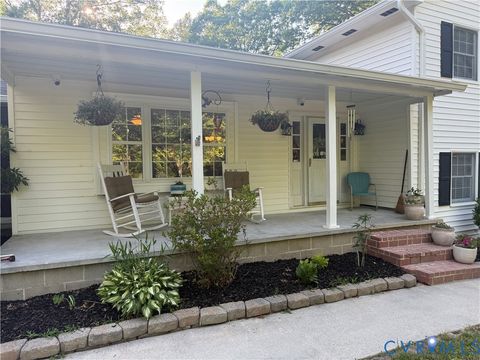 Tiny photo for 13300 Taylor Drive, Disputanta, VA 23842 (MLS # 2613764)