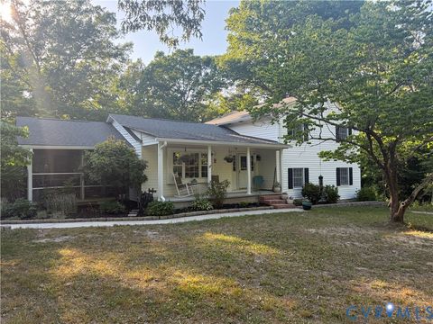 Tiny photo for 13300 Taylor Drive, Disputanta, VA 23842 (MLS # 2613764)