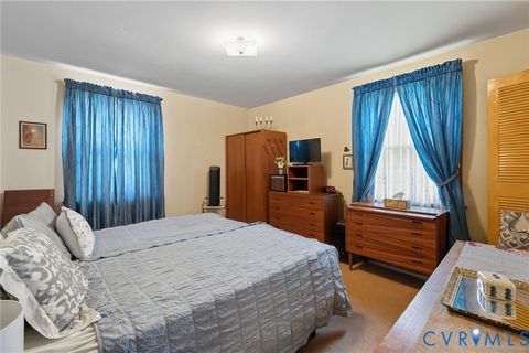 Tiny photo for 7603 Hawthorne Avenue, Richmond, VA 23227 (MLS # 2527741)