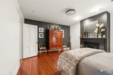 Tiny photo for 416 W Washington Street, Petersburg, VA 23803 (MLS # 2626455)