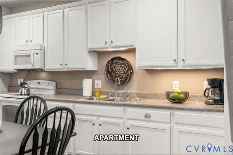 Tiny photo for 416 W Washington Street, Petersburg, VA 23803 (MLS # 2626455)