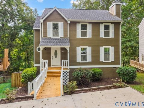 Photo of 1407 Sycamore Ridge Court, Chesterfield, VA 23114 (MLS # 2525935)
