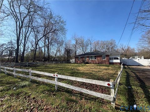 Tiny photo for 538 Beech Street, Petersburg, VA 23803 (MLS # 2606503)