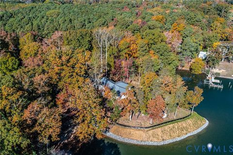 Tiny photo for 212A Gordon Drive Dr, Weems, VA 22576 (MLS # 2608259)