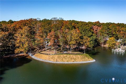 Tiny photo for 212A Gordon Drive Dr, Weems, VA 22576 (MLS # 2608259)