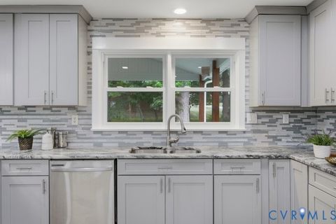 Tiny photo for 9304 Venetian Way, Henrico, VA 23229 (MLS # 2619463)