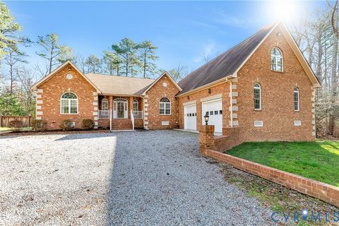 Photo of 8584 New Ashcake Road, Mechanicsville, VA 23116 (MLS # 2606793)