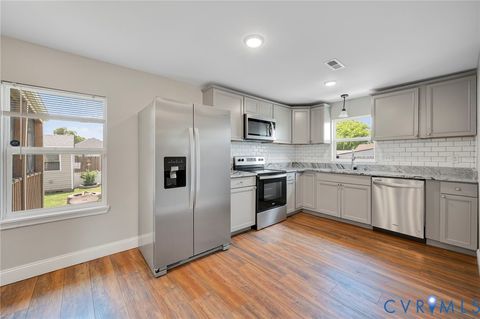 Tiny photo for 220 Mercury Street, Petersburg, VA 23803 (MLS # 2612661)