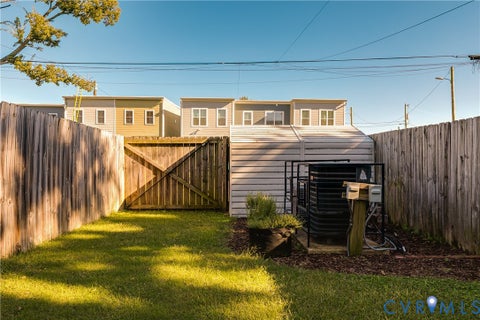 Tiny photo for 1109 N 27th Street, Richmond, VA 23223 (MLS # 2627438)