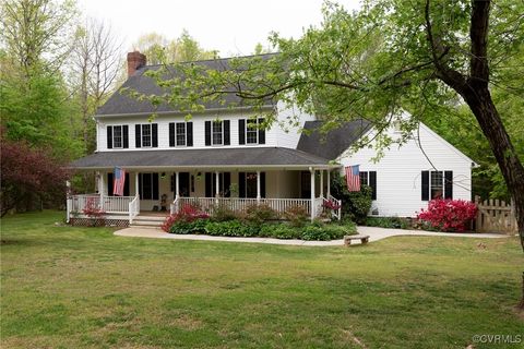 329 Castle Park Lane Mineral VA 23117