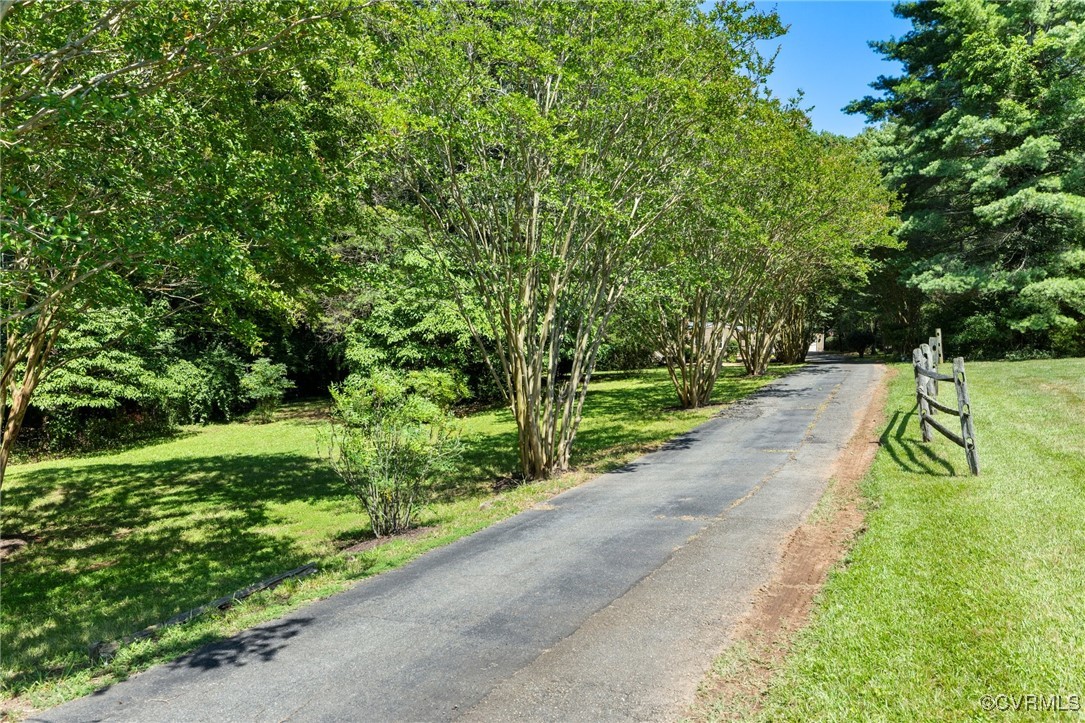 Powhatan, Virginia 23139, United States, 4 Bedrooms Bedrooms, ,3 BathroomsBathrooms,Residential,Pending,167871