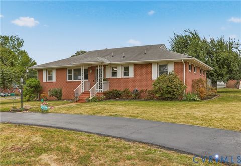 Photo of 4507 Gaines Road, Richmond, VA 23222 (MLS # 2610828)