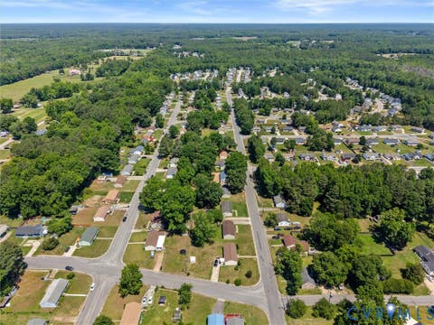 Tiny photo for 21304 Hampton Avenue, Petersburg, VA 23803 (MLS # 2615119)