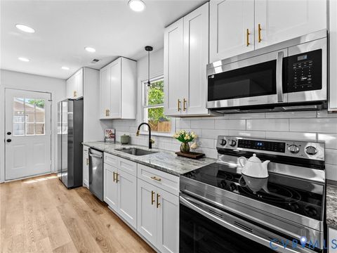 Tiny photo for 21304 Hampton Avenue, Petersburg, VA 23803 (MLS # 2615119)