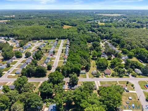 Tiny photo for 21304 Hampton Avenue, Petersburg, VA 23803 (MLS # 2615119)