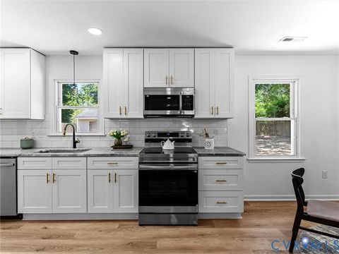 Tiny photo for 21304 Hampton Avenue, Petersburg, VA 23803 (MLS # 2615119)