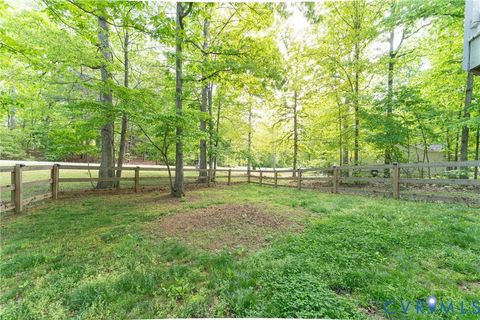 Tiny photo for 18 Seminole Trail, Palmyra, VA 22963 (MLS # 2612319)
