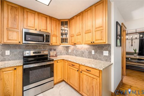Tiny photo for 18 Seminole Trail, Palmyra, VA 22963 (MLS # 2612319)