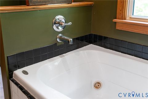Tiny photo for 18 Seminole Trail, Palmyra, VA 22963 (MLS # 2612319)