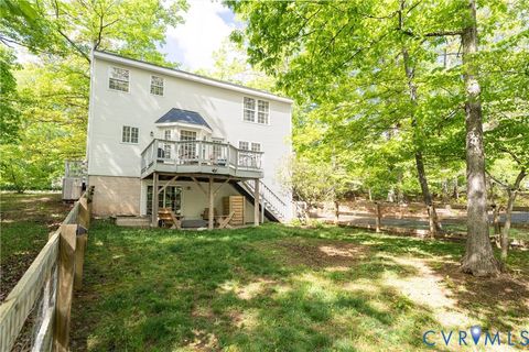 Tiny photo for 18 Seminole Trail, Palmyra, VA 22963 (MLS # 2612319)