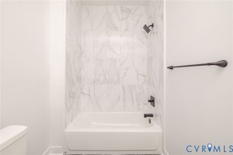 Tiny photo for 510 Byrne Street, Petersburg, VA 23803 (MLS # 2530527)