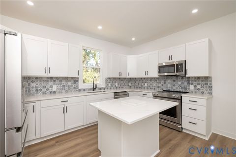 Tiny photo for 510 Byrne Street, Petersburg, VA 23803 (MLS # 2530527)