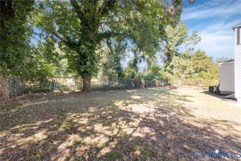 Tiny photo for 510 Byrne Street, Petersburg, VA 23803 (MLS # 2530527)