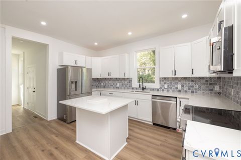 Tiny photo for 510 Byrne Street, Petersburg, VA 23803 (MLS # 2530527)