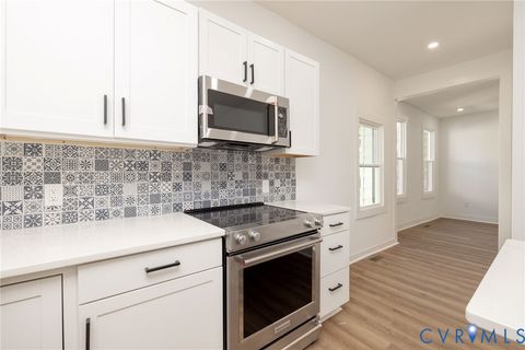 Tiny photo for 510 Byrne Street, Petersburg, VA 23803 (MLS # 2530527)