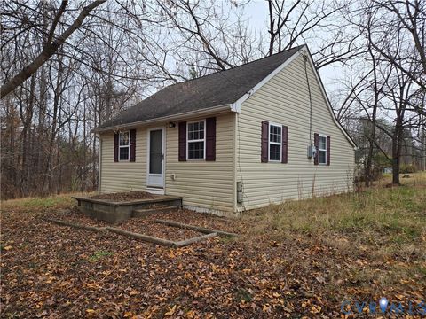 Photo of 222 Woodrow Avenue, Farmville, VA 23901 (MLS # 2532179)