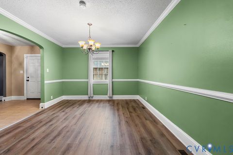 Tiny photo for 101 State Street, Emporia, VA 23847 (MLS # 2616250)
